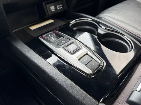 Used 2022 Honda Pilot Black Edition image 25