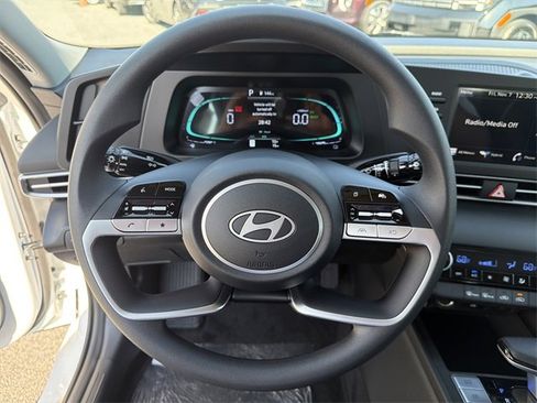 New 2026 Hyundai Elantra Blue image 23