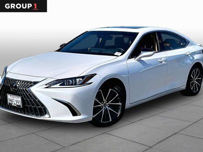 Used 2024 Lexus ES 300h w/ Premium Package