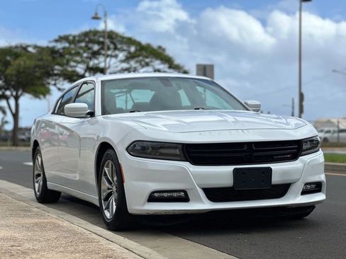 Used 2015 Dodge Charger SXT w/ Plus Group RWD image 6