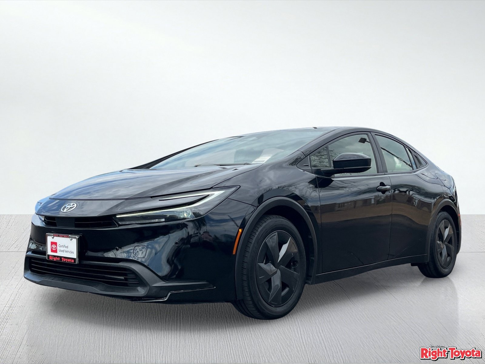 Certified 2024 Toyota Prius LE FWD image 2