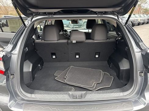 Used 2024 Subaru Crosstrek 2.0i w/ Crosstrek Mirror Package image 12