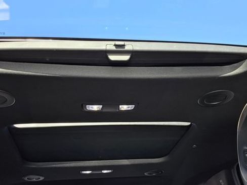 Used 2023 Chevrolet Traverse Premier AWD/4WD image 30
