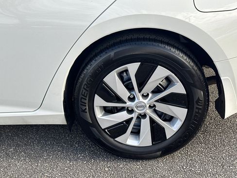 Certified 2025 Nissan Altima 2.5 S image 19