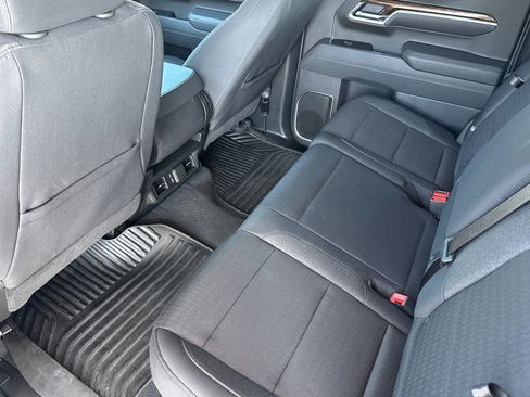 Used 2025 GMC Sierra 1500 Elevation image 15