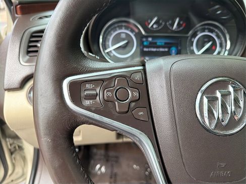 Used 2014 Buick Regal FWD image 24