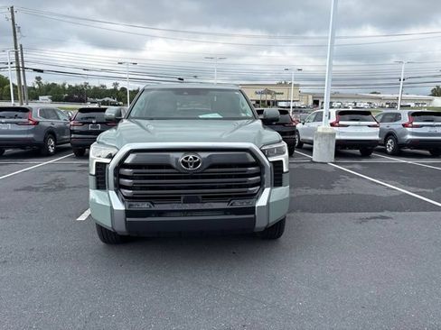 Used 2024 Toyota Tundra Limited AWD/4WD image 3