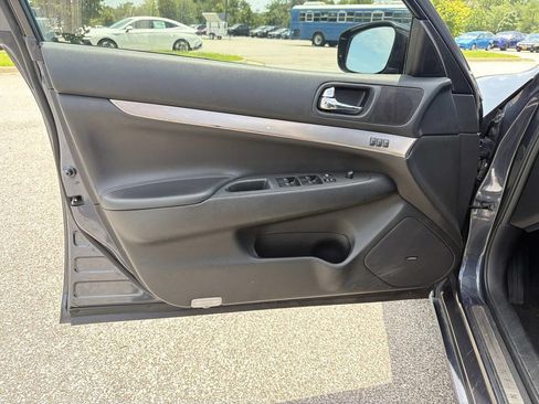 Used 2013 INFINITI G37 x Sedan w/ Premium Pkg AWD/4WD image 14