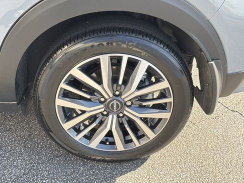 Used 2024 Nissan Kicks SV image 31