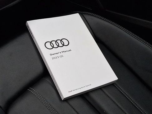 Used 2023 Audi Q5 2.0T Premium Plus w/ Premium Plus Package AWD/4WD image 27