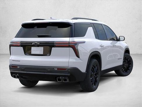 New 2026 Chevrolet Traverse LT FWD image 5