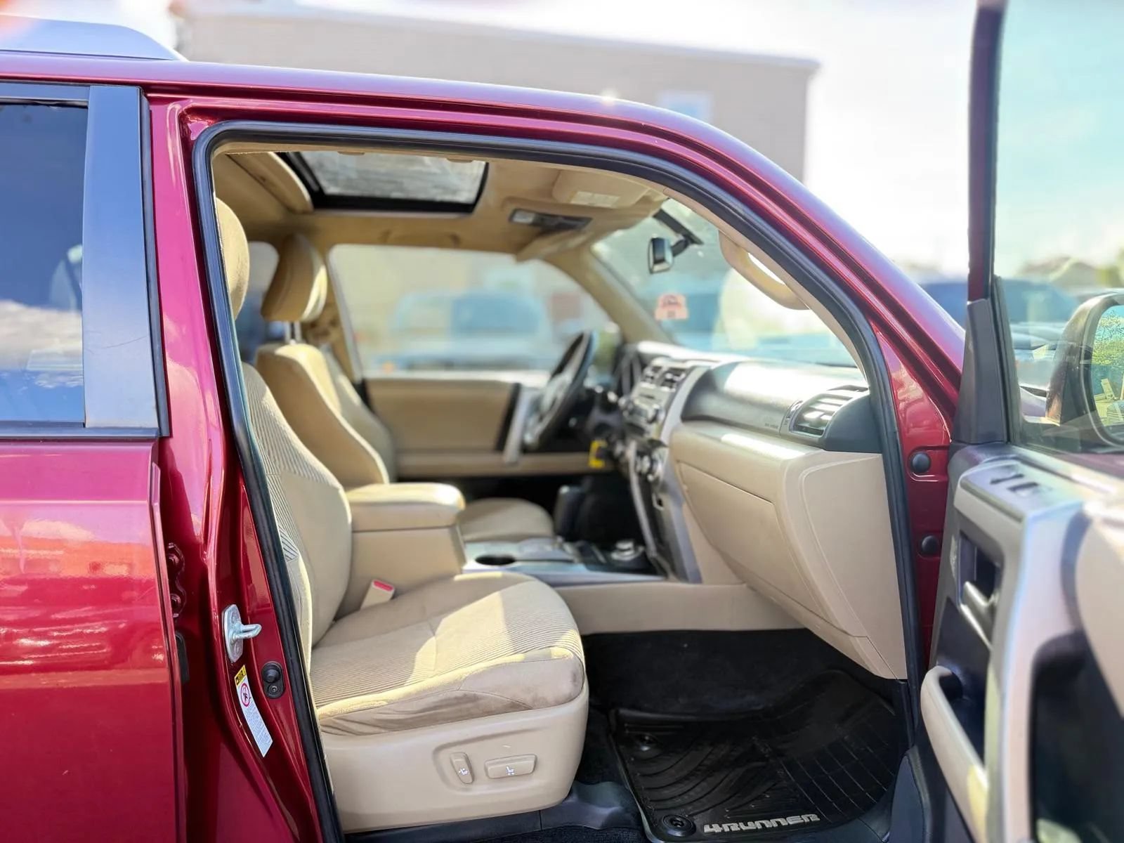 Used 2013 Toyota 4Runner SR5 w/ Convenience Pkg AWD/4WD image 14