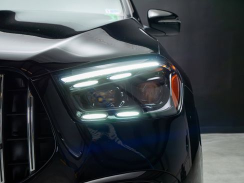 Used 2025 Mercedes-Benz GLE 53 AMG 4MATIC image 12