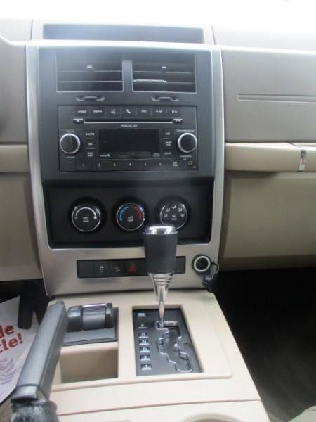 Used 2011 Jeep Liberty Sport w/ Popular Equipment Group AWD/4WD image 11