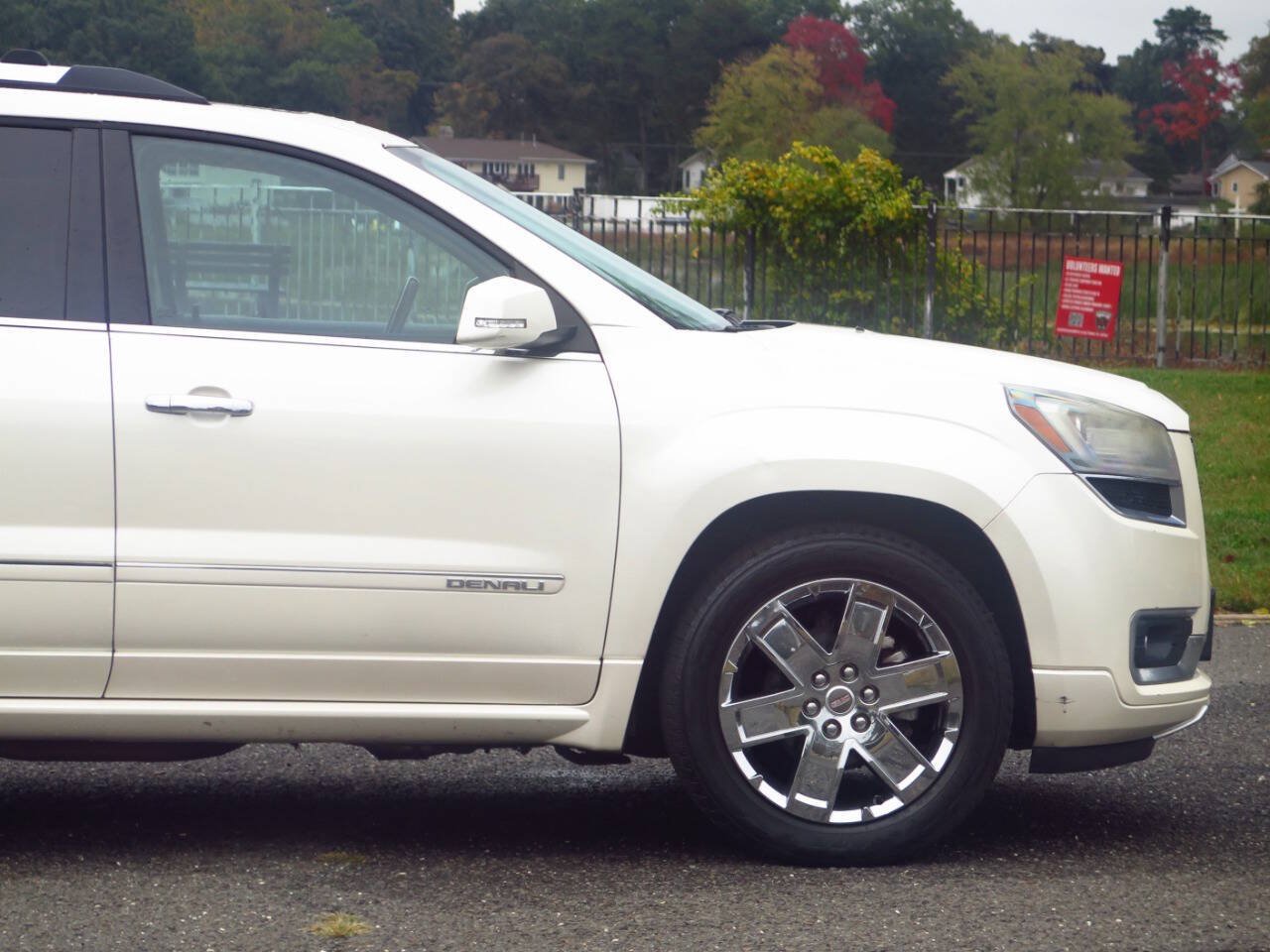 Used 2015 GMC Acadia Denali AWD/4WD image 36