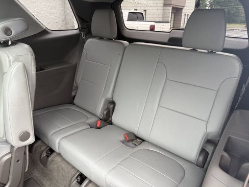 Used 2018 Chevrolet Traverse LT AWD/4WD image 20