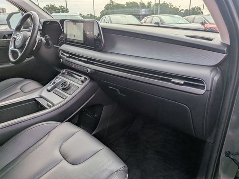 Used 2023 Hyundai Palisade SEL AWD/4WD image 32