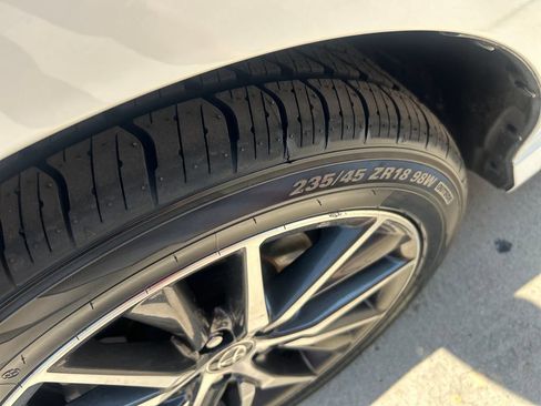 Certified 2022 Toyota Camry XLE FWD image 16