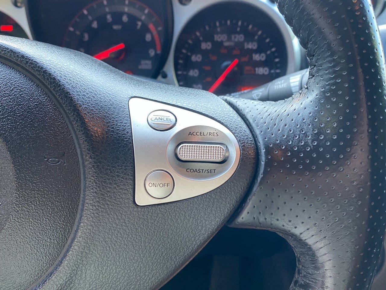 Used 2014 Nissan 370Z Coupe w/ Sport Package RWD image 22