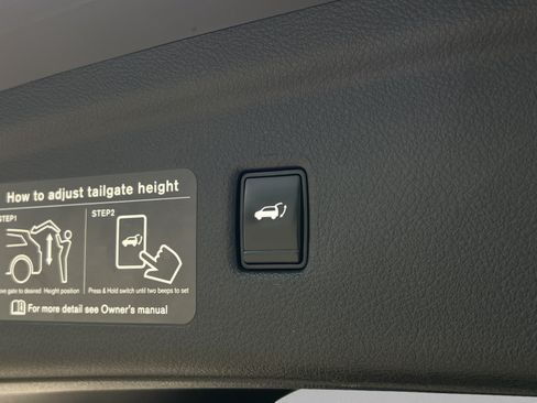 Used 2019 INFINITI QX50 Essential w/ Sensory Package AWD/4WD image 27