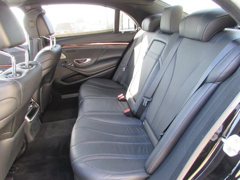Used 2015 Mercedes-Benz S 550 Sedan image 23