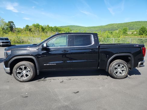 New 2026 GMC Sierra 1500 SLE w/ X31 Off-Road Package AWD/4WD image 5