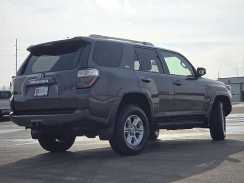 Used 2017 Toyota 4Runner SR5 Premium image 22