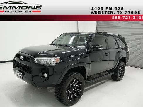 Used 2019 Toyota 4Runner SR5 Premium AWD/4WD image 1