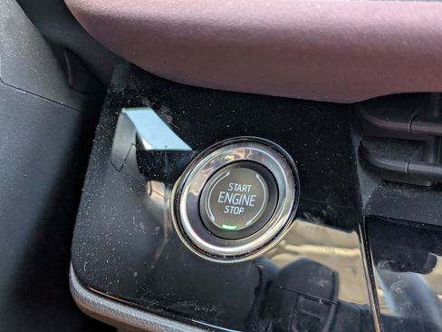 Used 2024 Buick Envision Sport Touring AWD/4WD image 18