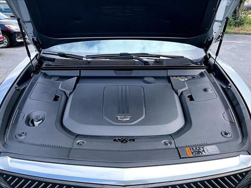 Certified 2024 Cadillac Lyriq Tech w/ Driver Assist Package AWD/4WD image 30