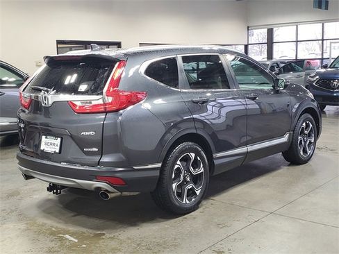 Used 2018 Honda CR-V Touring image 4