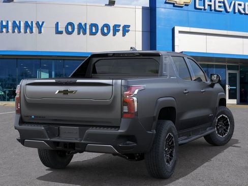 New 2026 Chevrolet Silverado EV Trail Boss w/ Premium Package AWD/4WD image 4