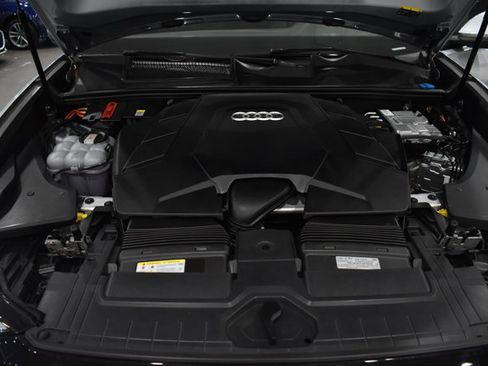 Used 2023 Audi Q8 Premium Plus w/ Premium Plus Package image 37