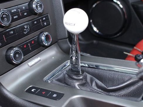 Used 2010 Ford Mustang GT Premium image 13