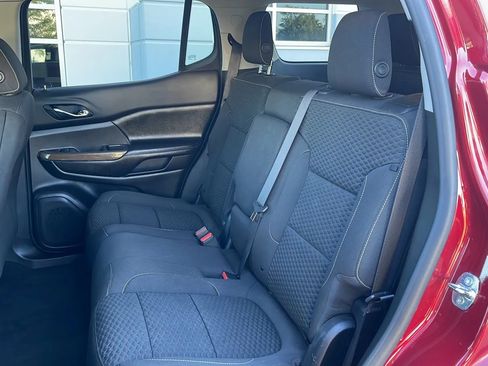 Used 2019 GMC Acadia SLE FWD image 12
