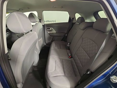 Used 2020 Kia Niro LX image 21