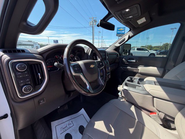 Used 2022 Chevrolet Silverado 2500 LTZ AWD/4WD image 11