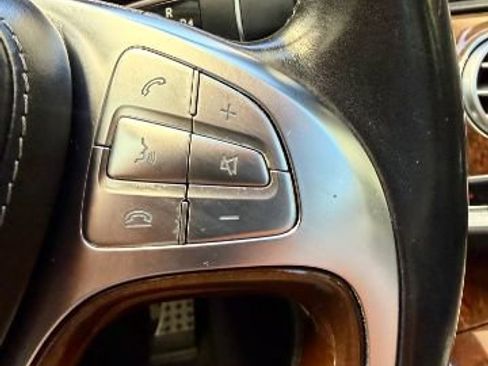 Used 2015 Mercedes-Benz S 550 Sedan image 22