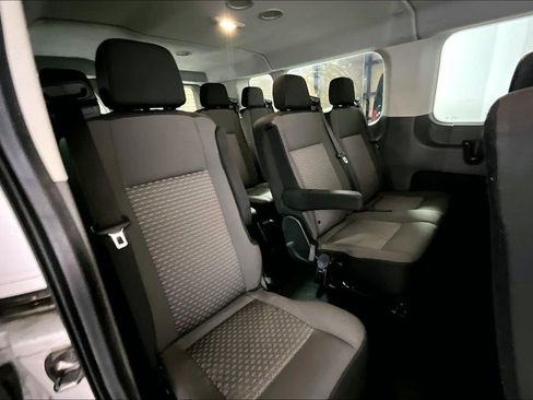 Used 2024 Ford Transit 350 XLT RWD image 22
