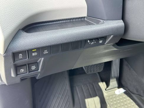 New 2026 Toyota Sienna Limited FWD image 17