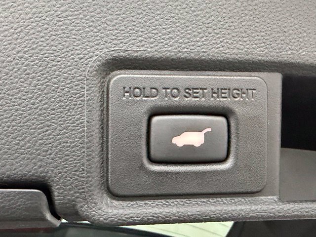 Used 2024 Acura RDX w/ Advance Package AWD/4WD image 9