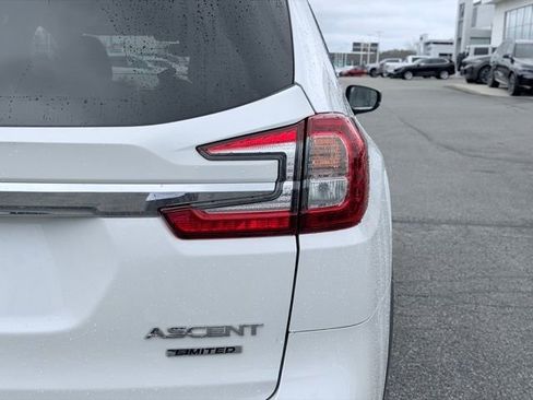 Used 2024 Subaru Ascent Limited AWD/4WD image 8