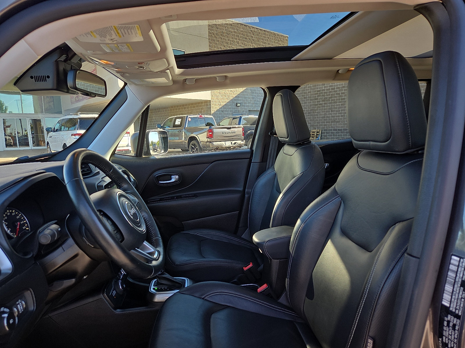 Used 2021 Jeep Renegade Limited w/ Sun & Sound Group AWD/4WD image 13