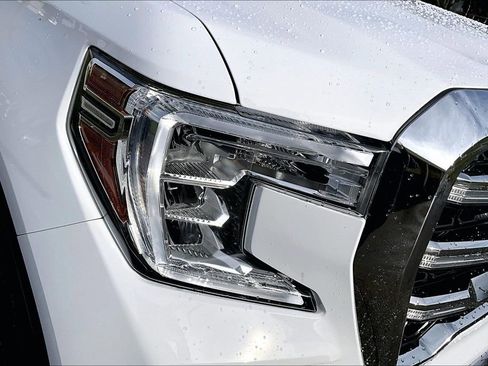 Used 2022 GMC Sierra 1500 SLE image 28