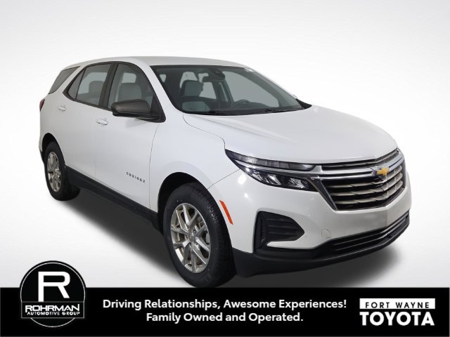 Used 2022 Chevrolet Equinox LS AWD/4WD image 4