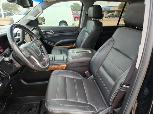 Used 2016 GMC Yukon Denali w/ Open Road Package image 24