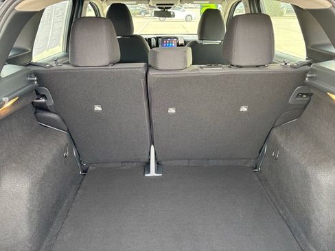 Used 2025 Nissan Kicks S image 9