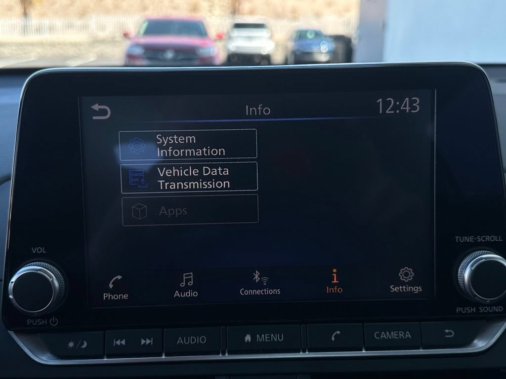 Used 2025 Nissan Altima 2.5 SV FWD image 25