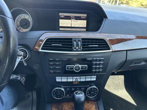 Used 2013 Mercedes-Benz C 300 4MATIC Sedan image 12