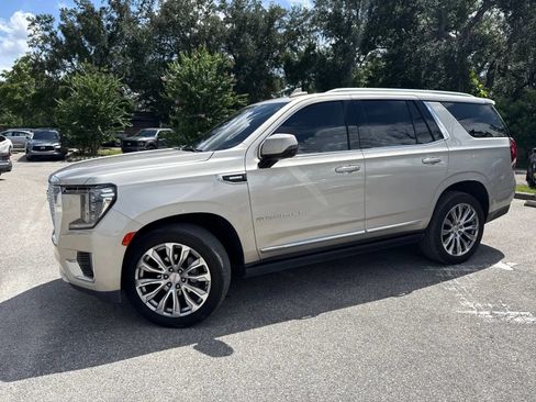 Used 2022 GMC Yukon Denali AWD/4WD image 5